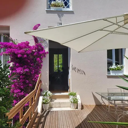 Casa de Férias Maison Avec Grand Jardin Centre