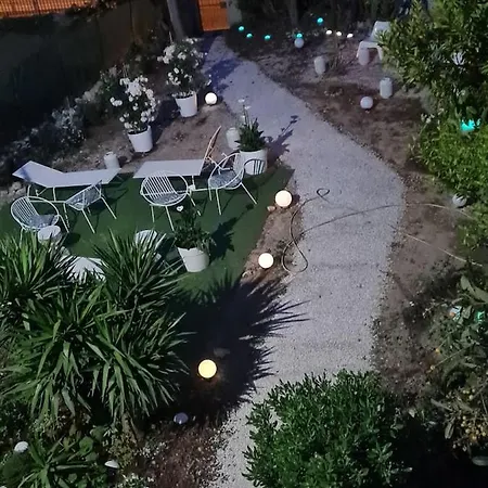 Maison Avec Grand Jardin Centre Casa de Férias